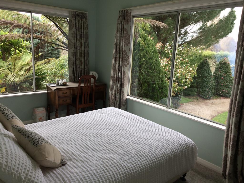 English Cherry Tree Manor Tamahere Exterior foto